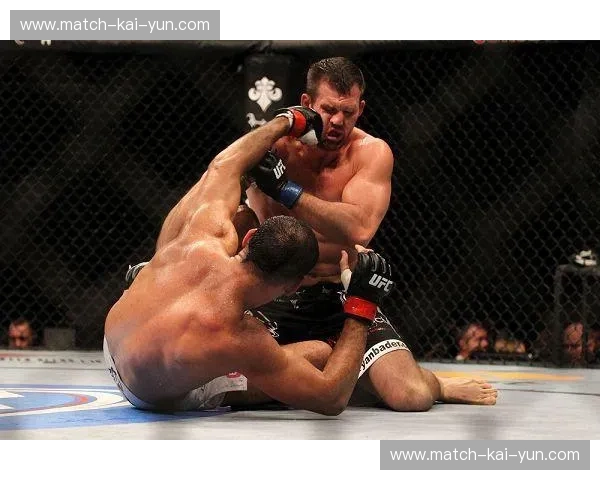 铁血与刚猛的巅峰碰撞：克罗地亚战警与播求，一场跨越重量级的格斗神话