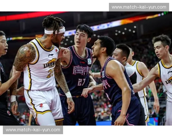 巅峰对决，荣耀之巅：上海vs深圳，谁能问鼎CBA之王？